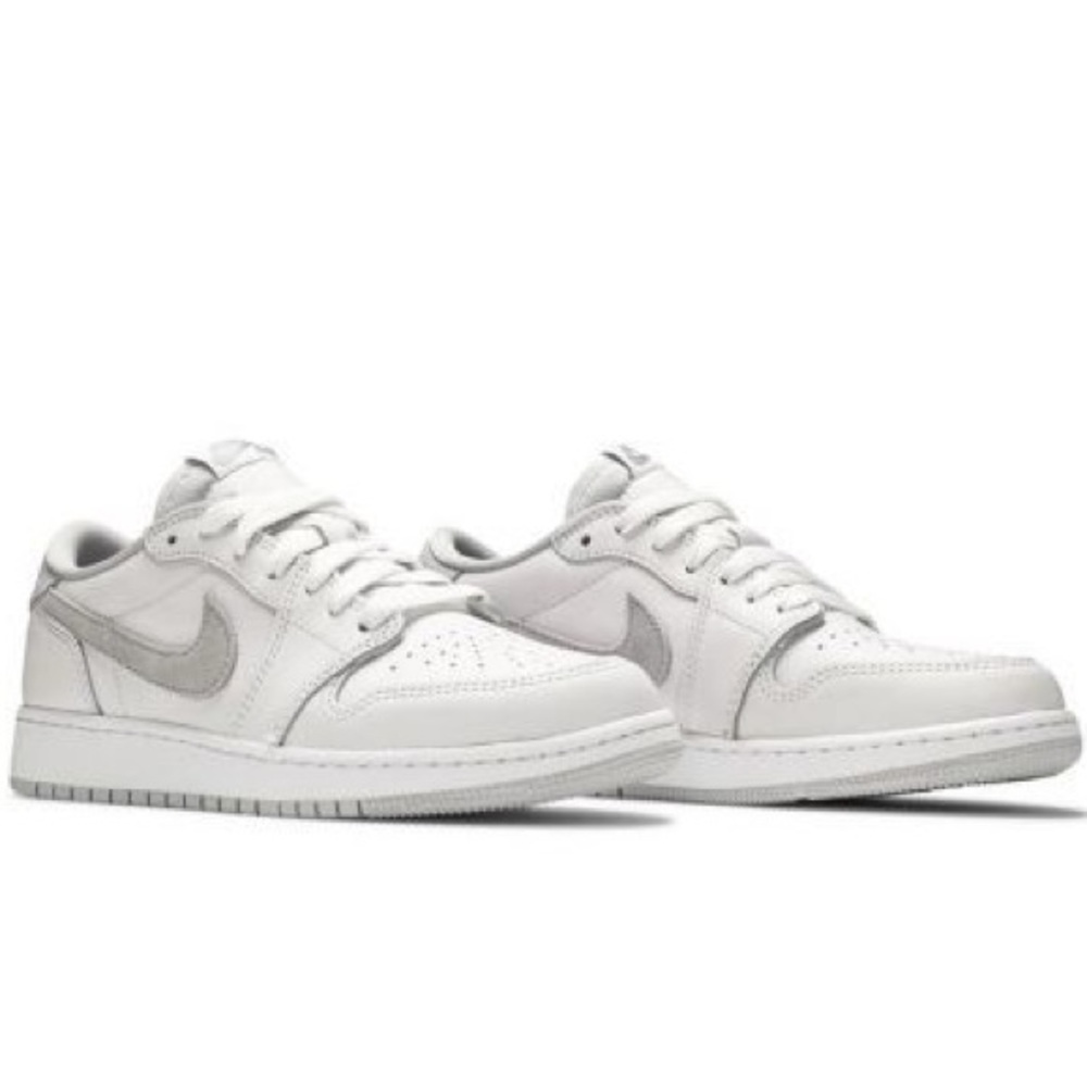 Size 8.5 2021 Jordans. NEVER WORN!!!!